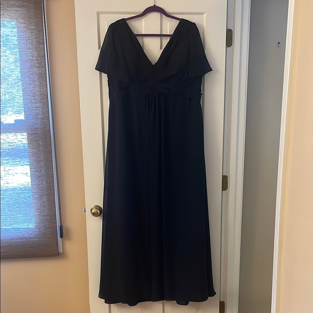 Pretty Maid Elegant Black Evening Dress